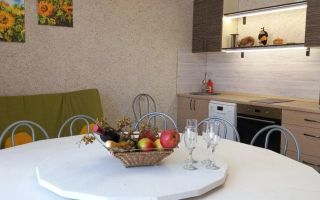 Na 3-M Lineynom Proyezde  Private House