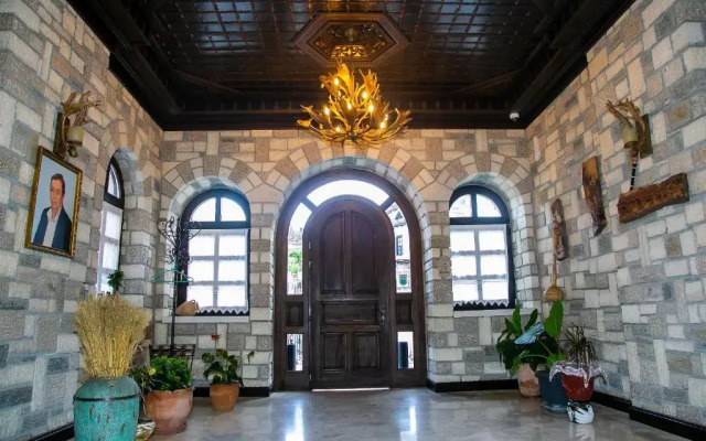 Onufri Hotel
