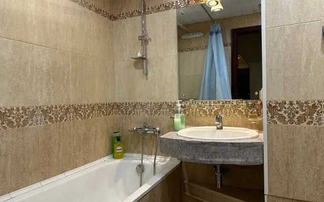 Квартира просторная трехкомнатная на Бауманская