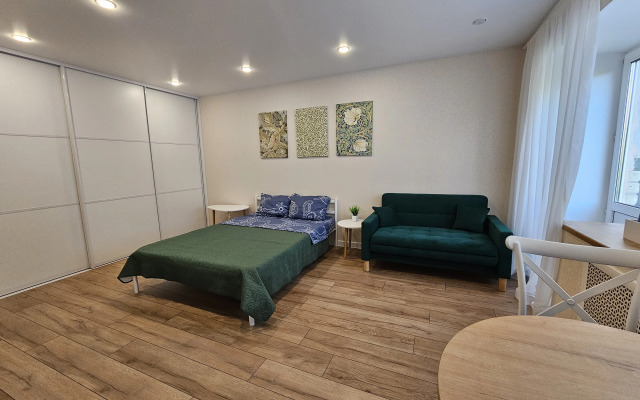 Na Ulitse Melnikayte 90A Flat