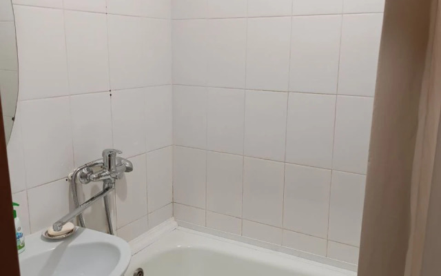 Trekhkomnatnaya V Tsente Kazani Flat