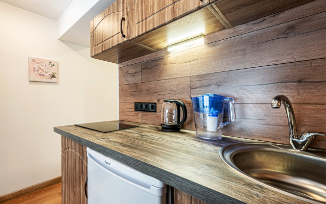 Kvartira-Studiya Apartments