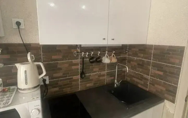 V Kvartale Uspenka 2/13 Flat