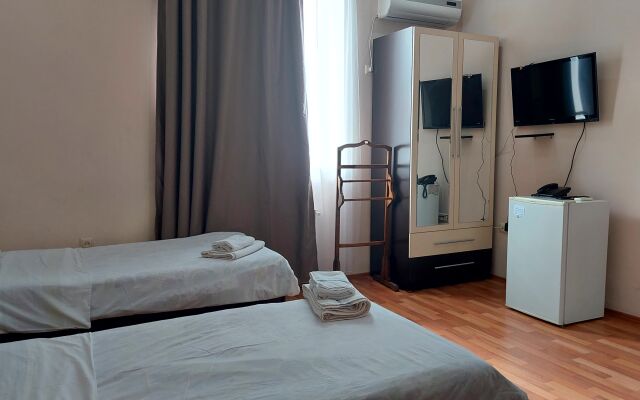 Max Comfort Hotel
