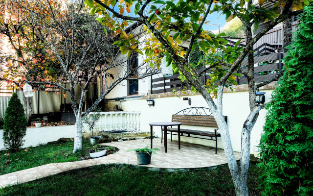 Частный Дом на Ахуне