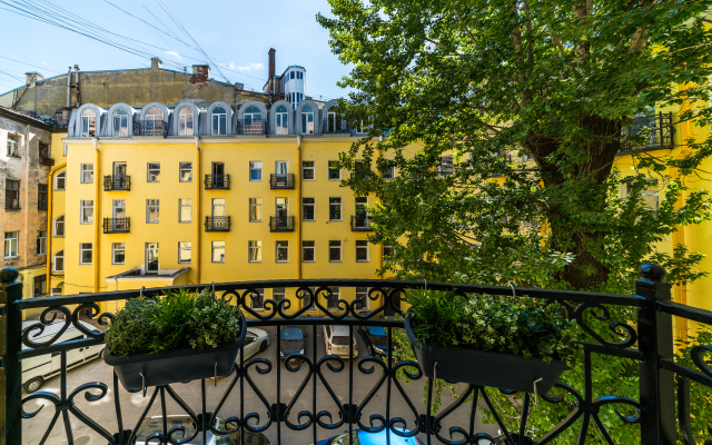 Art De Vivre Apartments 1