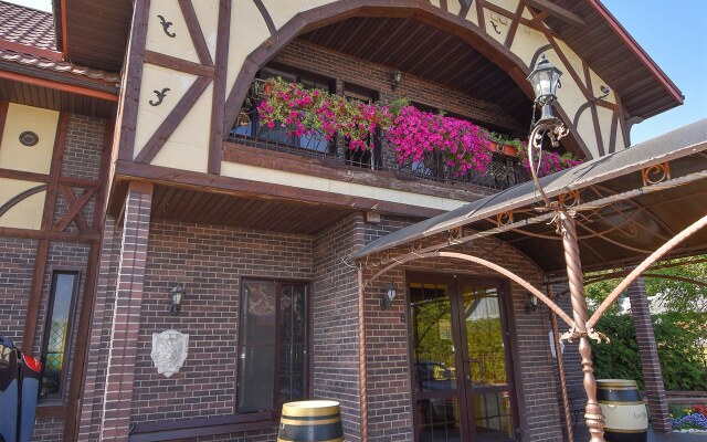 Ptich Hotel