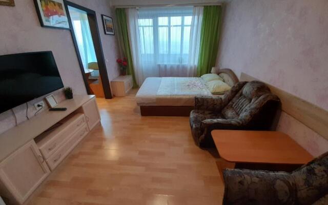 Апартаменты на Северном проезде 4