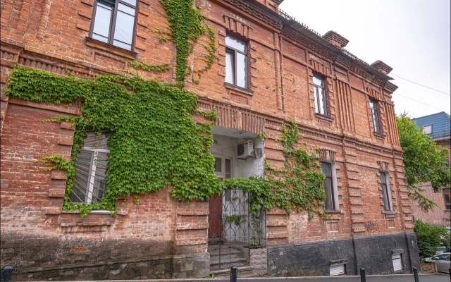 Stilny Loft v Samom Tsentre Goroda Flat