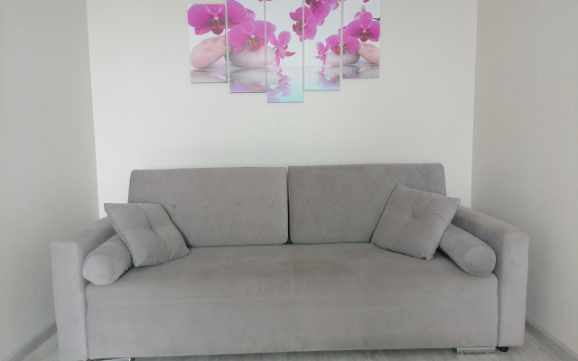Odnokomnatnaya 36 M² 2 Krovati Flat