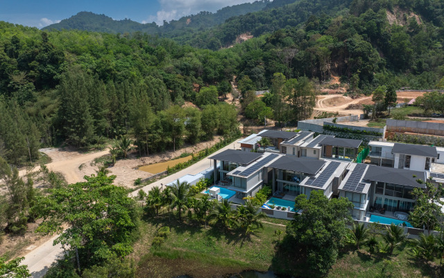 Grand View Residence Villa by NLA, Villa