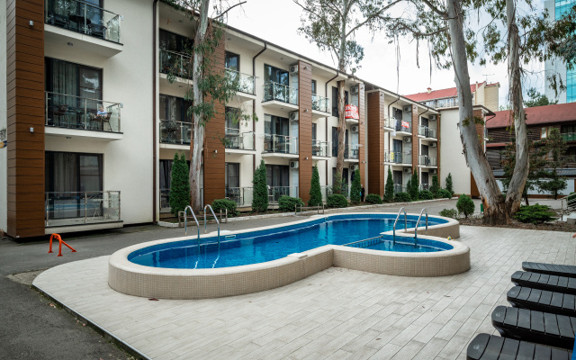 V Zhk Madrid Park 2 S Basseynom Apartments
