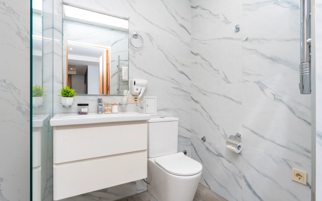 On Koghbatsi Street 16-5 Apartments