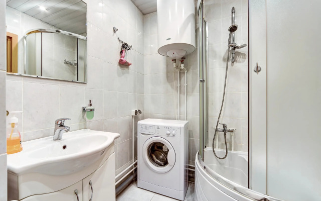 Апартаменты на Дунайском 23