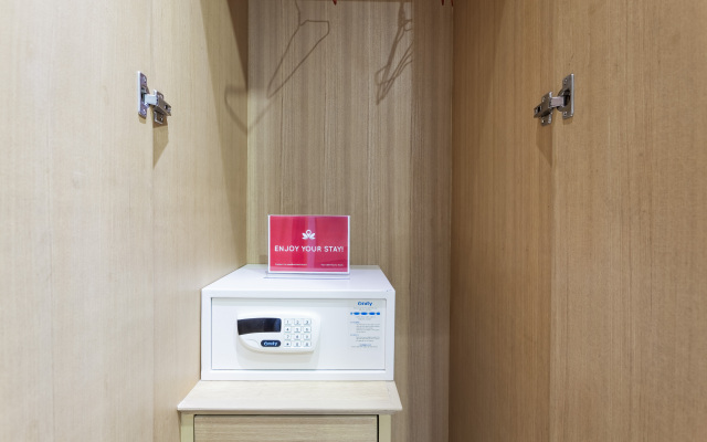 ZEN Rooms Patong Soi Chuwong Hotel