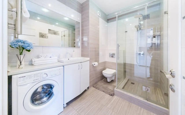 Studiya V 10 Minutakh Ot Morya Flat