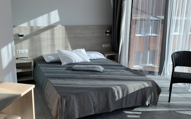 Ushakov Hotel