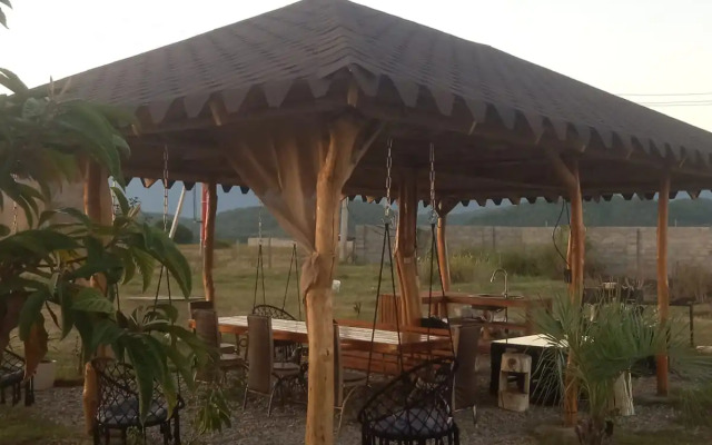 Dom s Flagom Mini Hotel