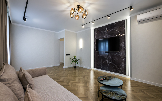 V Tsentre Kazani Flat