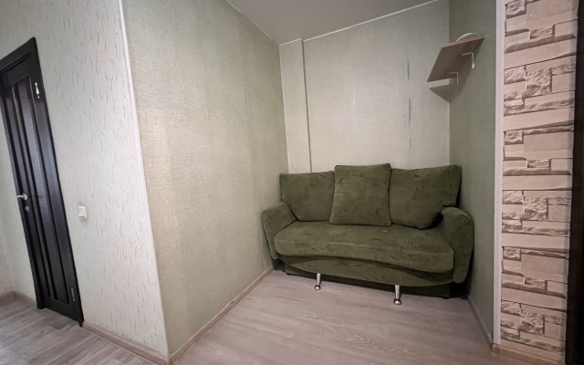 1kv South Port Shopping center Favorite of Demyan Bedny 92 Apartments