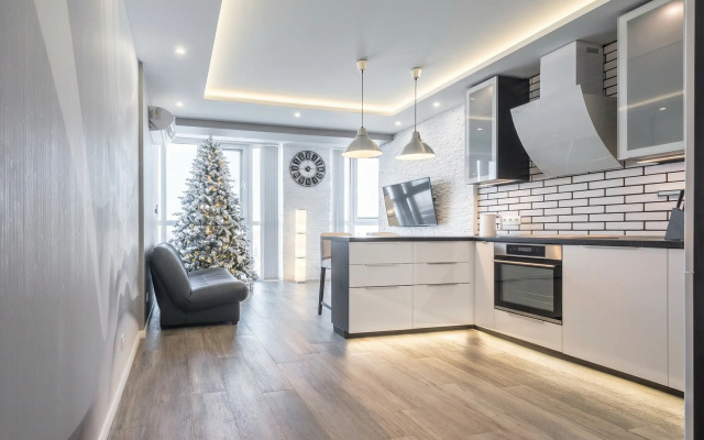 Апартаменты с панорамным видом: наслаждайтесь закатами в центре города рядом с ТРЦ «Галерея»