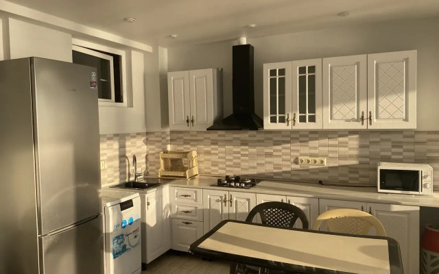Aniwave 3 Apartments