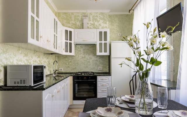 Апартаменты Aristocrat Flat