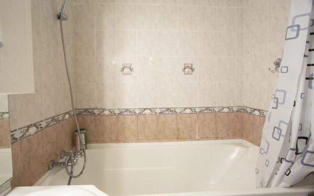 V Novogireevo Flat