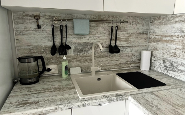Uyutnaya Studiya Flat Na Sverdlovskoy
