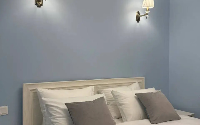 Klacca Lukhury Flat