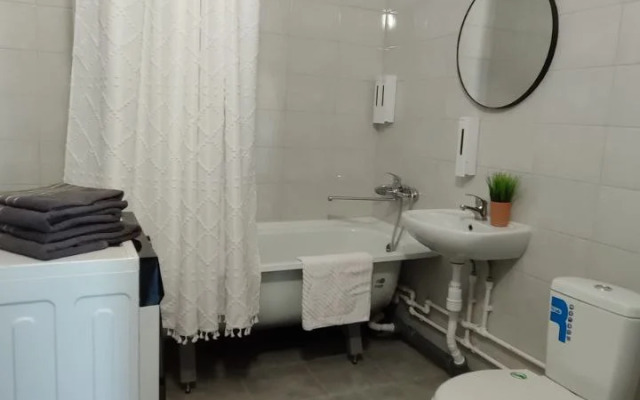 Квартира Светлая 2-к в Кировском районе