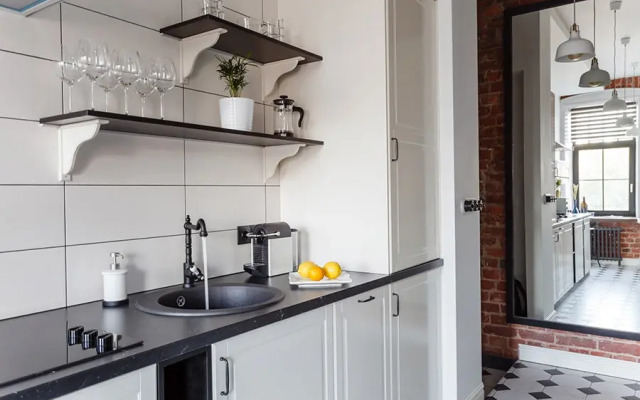 Inretro White by Apartica