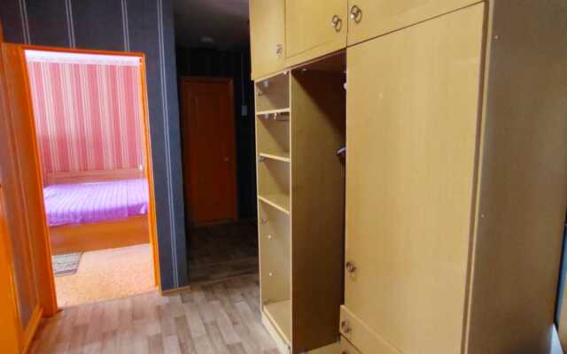 Three-room apartment in the Center