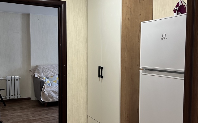 Na Prospekte Rybakov 2 Apartments
