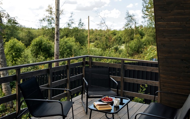 60m2 V Tikhom Lesu Guest House