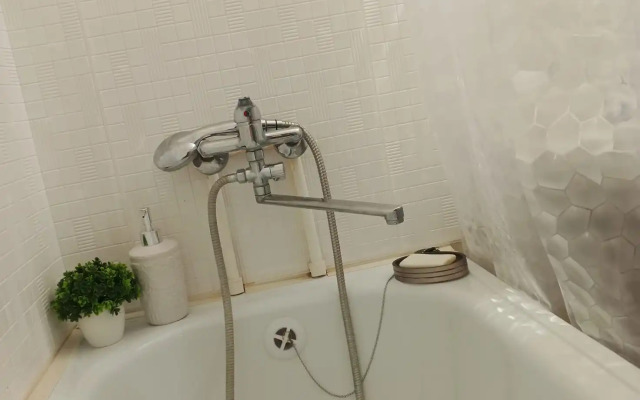 Квартира двухкомнатная рядом с Госпиталем Мать и Дитя