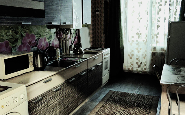 Apartamenty Kvartiry Posutochno Tambov Flat