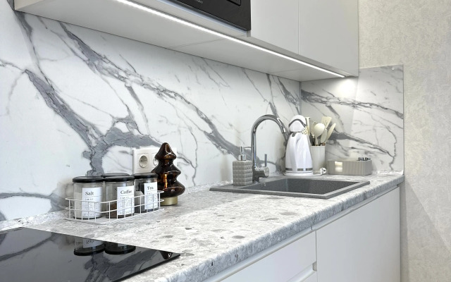V Serdtse Megapolisa Savin House Flat