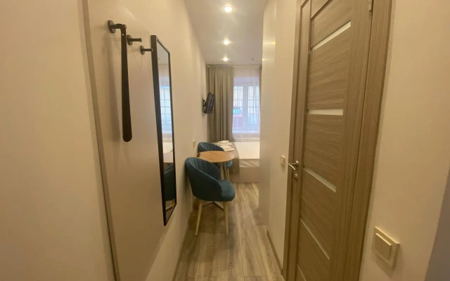 Samotsvet V Tsentre Na Sadovoy Apartments