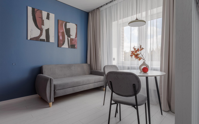 White and Blue Apart Flat