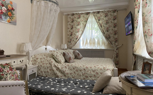 2-kh komnatnye apartamenty Klassik na Naberezhnoy Flat