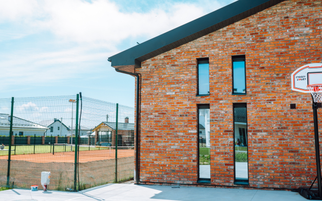 Hugge House Apartments