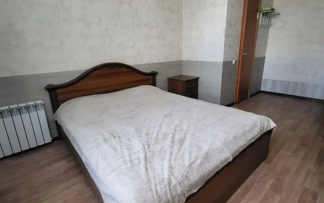 Na Znamyonschikova Apartments