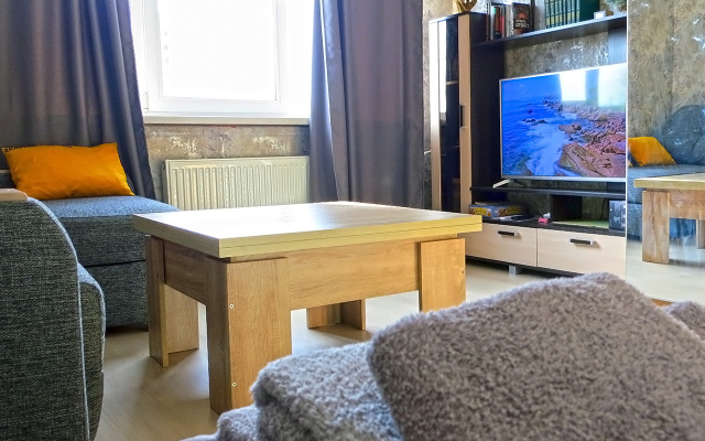 Knizhny Dom Flat