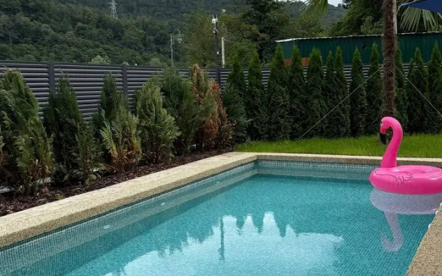 S Basseynom I Baney Pod Otkrytym Nebom Private house
