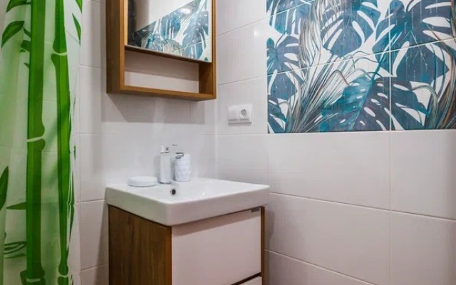 More Rooms Na Ruzheynoy 2 Apartments