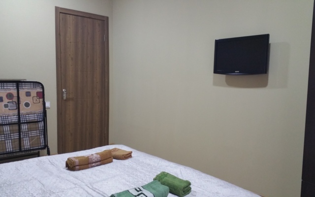Lile Apartments