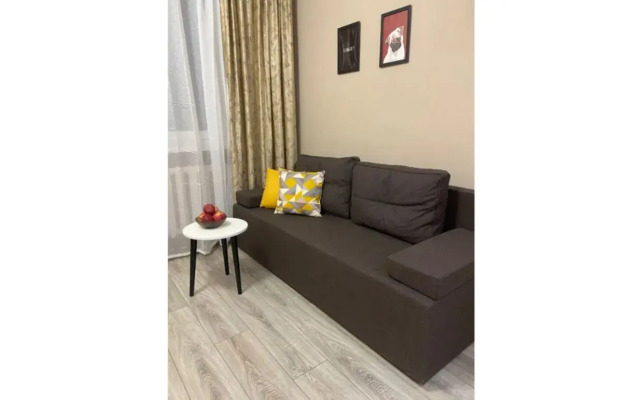 Апартаменты Эль Апарт на Содружества 66/110