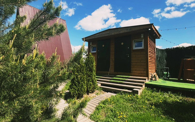 Domik Lesnika Solotcha Guest House
