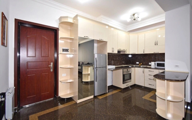Bu944, 2-Komn. V Novostroyke Na Ul. Pavstosa Byuzanda Flat